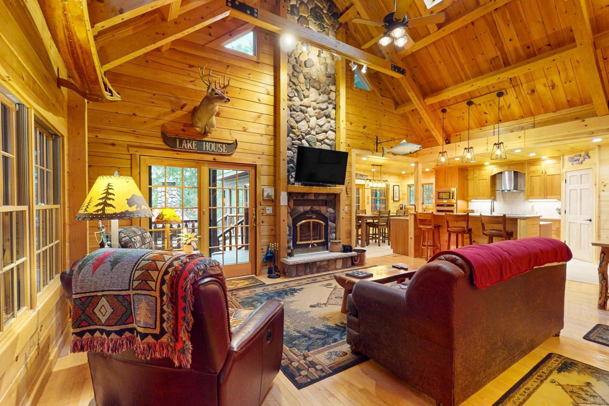 The Lodge On Booth Lake - 2 Bed 2 Bath Vacation Home In Minocqua Lac Du Flambeau Kültér fotó